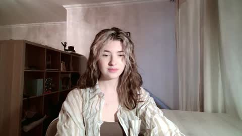 Snapshot of dremazwahlen chatting on 03/17/26, 02:09 Dia online show from 03/17/26, 02:09