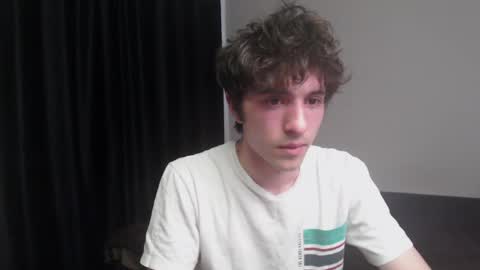 Snapshot of dress_air chatting on 05/02/26, 04:50 Air online show from 05/02/26, 04:50