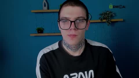 Snapshot of drew_soft_ chatting on 12/18/25, 07:53 drew_soft_ online show from 12/18/25, 07:53