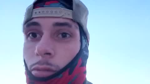 Snapshot of drewthejew616 chatting on 10/23/25, 01:27 drewthejew616 online show from 10/23/25, 01:27