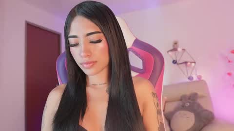 DRIANA online show from 11/25/25, 01:55