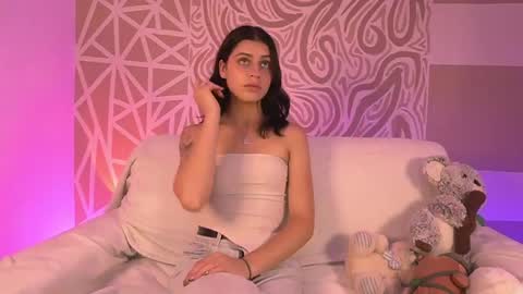 Snapshot of drieddaisy chatting on 03/12/26, 04:46 Daisy online show from 03/12/26, 04:46