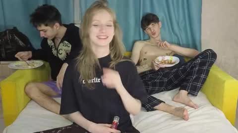 Mark online show from 02/05/26, 09:41