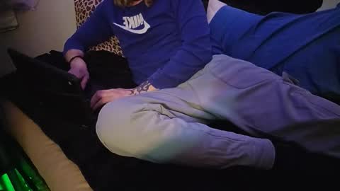 Snapshot of drippiehippie420 chatting on 01/18/26, 05:11 drippiehippie420 online show from 01/18/26, 05:11