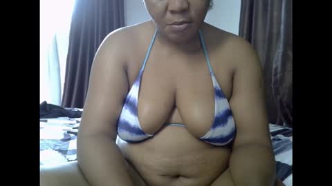 Snapshot of drippingnwet chatting on 02/20/26, 10:38 drippingnwet online show from 02/20/26, 10:38