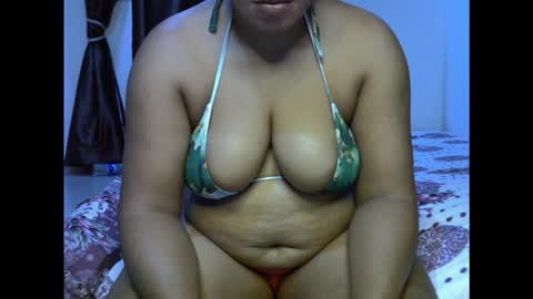 Snapshot of drippingnwet chatting on 03/15/26, 08:04 drippingnwet online show from 03/15/26, 08:04