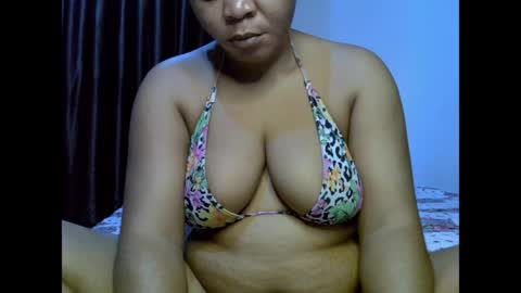 Snapshot of drippingnwet chatting on 03/19/26, 02:26 drippingnwet online show from 03/19/26, 02:26