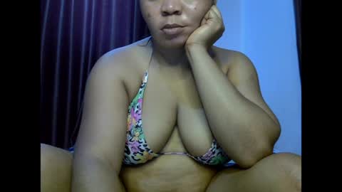 Snapshot of drippingnwet chatting on 03/30/26, 11:44 drippingnwet online show from 03/30/26, 11:44