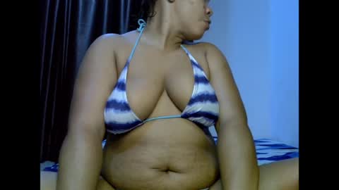 Snapshot of drippingnwet chatting on 04/02/26, 01:03 drippingnwet online show from 04/02/26, 01:03