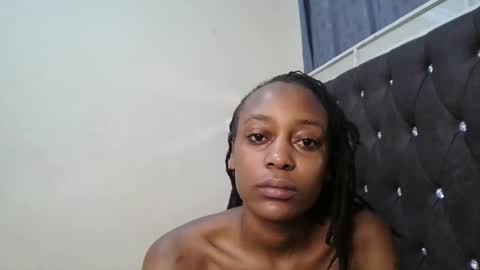 drippingqueenxoxo online show from 04/05/26, 08:00