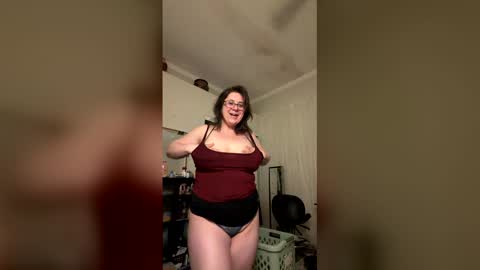 Drippy kitty  online show from 05/26/26, 11:50