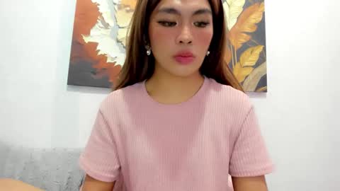 miss. Erika online show from 05/06/26, 06:35