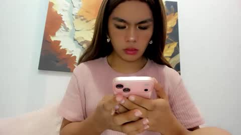 miss. Erika online show from 05/10/26, 12:05