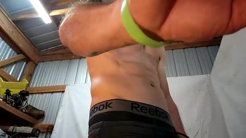 Inexperienced catfish online show from 04/29/26, 05:30