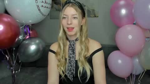 Hanna online show from 11/24/25, 03:50