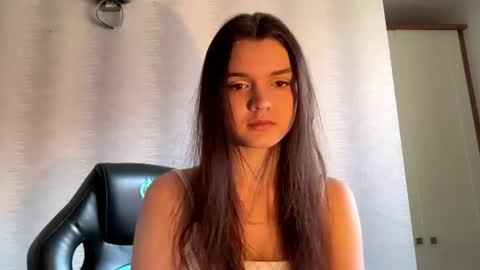 Anna online show from 07/07/26, 08:51