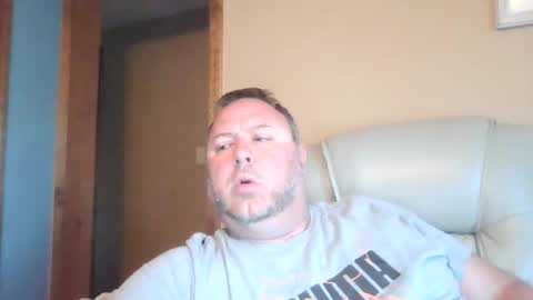 Snapshot of drow0909 chatting on 04/23/26, 11:20 Drow online show from 04/23/26, 11:20