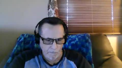 Snapshot of drthick1224 chatting on 06/21/26, 01:24 drthick1224 online show from 06/21/26, 01:24