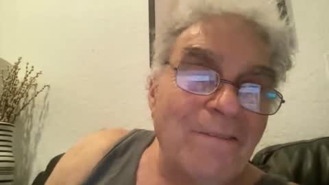 Snapshot of drtony4u222 chatting on 12/27/24, 03:20 DrTony4u222100 online show from 12/27/24, 03:20