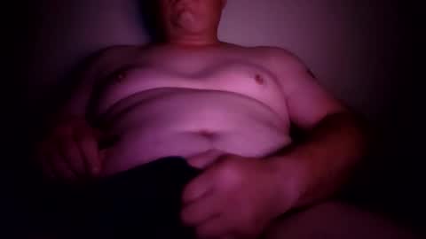 Snapshot of drtydawg208 chatting on 09/25/25, 12:09 drtydawg208 online show from 09/25/25, 12:09