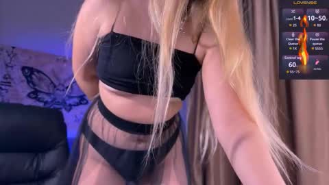 Snapshot of drug_feet chatting on 01/31/26, 09:57 Mistress Lola Slavic witch online show from 01/31/26, 09:57