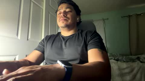 Snapshot of druiz19 chatting on 05/06/26, 12:43 druiz19 online show from 05/06/26, 12:43