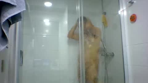 Snapshot of drumlin431 chatting on 04/28/26, 11:37 Ricardo online show from 04/28/26, 11:37