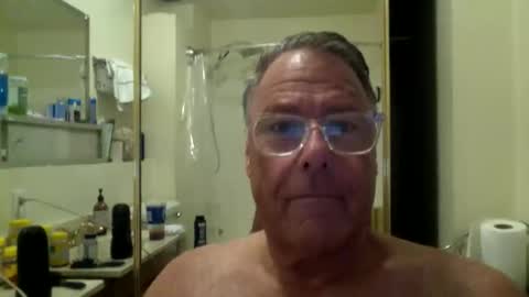 Snapshot of drummersrock92118 chatting on 04/01/26, 06:03 drummersrock92118 online show from 04/01/26, 06:03