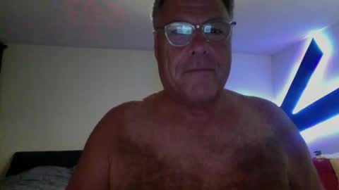 Snapshot of drummersrock92118 chatting on 04/13/26, 07:03 drummersrock92118 online show from 04/13/26, 07:03