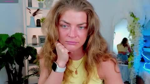 Snapshot of drunk_angel_ chatting on 03/07/26, 05:26 Donna online show from 03/07/26, 05:26