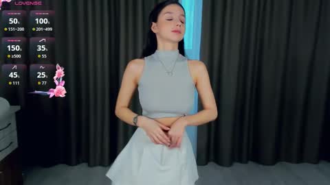 Snapshot of drusillaopula chatting on 02/04/26, 05:24 Emma online show from 02/04/26, 05:24