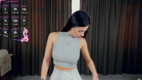 Snapshot of drusillaopula chatting on 02/05/26, 05:23 Emma online show from 02/05/26, 05:23