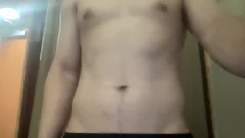 Snapshot of drveucrzy chatting on 02/21/26, 11:28 driveucrzy online show from 02/21/26, 11:28