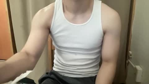 Snapshot of drveucrzy chatting on 05/06/26, 08:14 driveucrzy online show from 05/06/26, 08:14