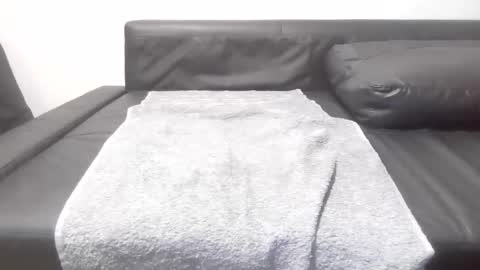 Snapshot of drwalviking chatting on 03/21/26, 01:32 drwalviking online show from 03/21/26, 01:32