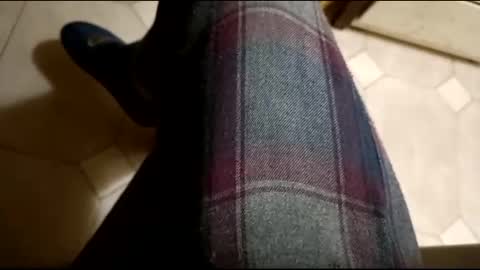 Snapshot of dthedog12 chatting on 02/13/25, 02:01 dthedog12 online show from 02/13/25, 02:01