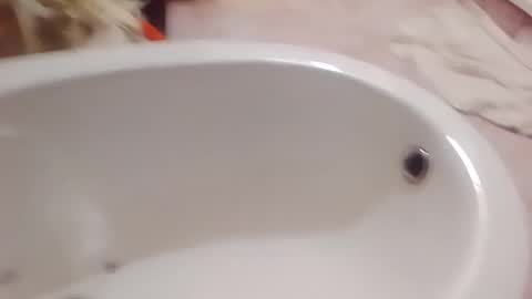 Snapshot of dthedog12 chatting on 01/11/26, 09:42 dthedog12 online show from 01/11/26, 09:42