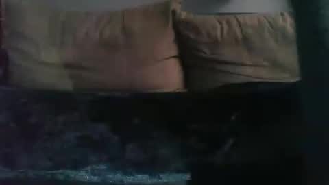 Snapshot of dude_13 chatting on 10/22/25, 04:35 dude_13 online show from 10/22/25, 04:35