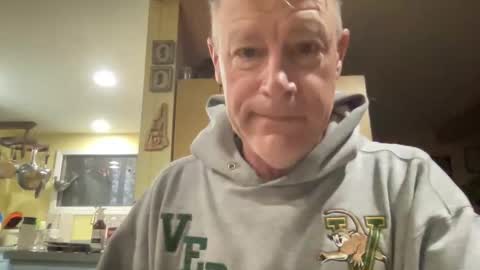 Snapshot of dudeinnh chatting on 09/22/25, 10:28 Steve online show from 09/22/25, 10:28