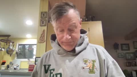 Snapshot of dudeinnh chatting on 10/02/25, 10:44 Steve online show from 10/02/25, 10:44