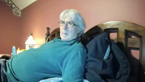 Doug online show from 10/27/25, 01:37