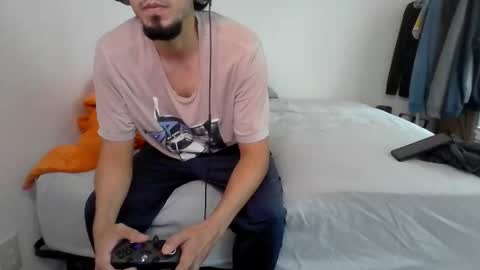 Snapshot of duke_thick chatting on 11/09/25, 05:00 duke_thick online show from 11/09/25, 05:00