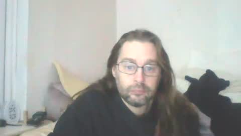 Snapshot of dukenucum73 chatting on 12/25/24, 04:43 chris online show from 12/25/24, 04:43