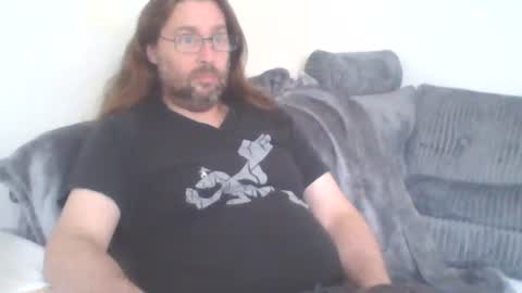 Snapshot of dukenucum73 chatting on 06/08/26, 01:11 chris online show from 06/08/26, 01:11