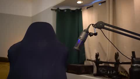 Snapshot of dukethedude chatting on 11/30/25, 12:14 Duke online show from 11/30/25, 12:14