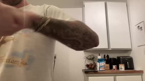 Snapshot of dukethedude chatting on 03/08/26, 02:04 Duke online show from 03/08/26, 02:04