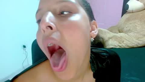 dulce1609 online show from 02/14/25, 01:45