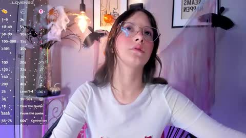 dulce__fiore07 online show from 10/29/25, 01:35