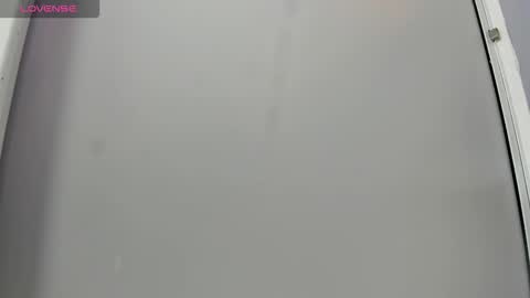 dulce__fiore07 online show from 02/14/26, 12:13