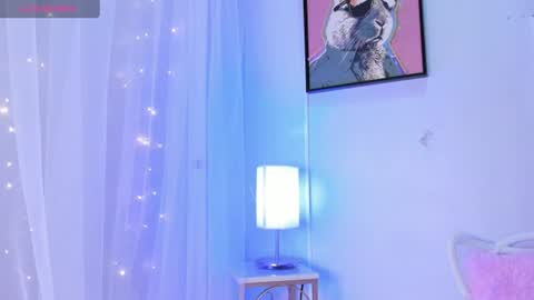 dulce__fiore07 online show from 06/18/26, 12:09
